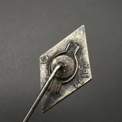  Членский знак организации ГитлерЮгенд. RZM M1/77, Foerster & Barth-Pforzheim От Алексея С.