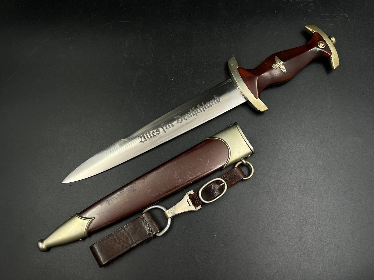  Кинжал штурмовых отрядов SA (Ранний тип). [Hermann Konejung, Solingen]. От Алексея С.