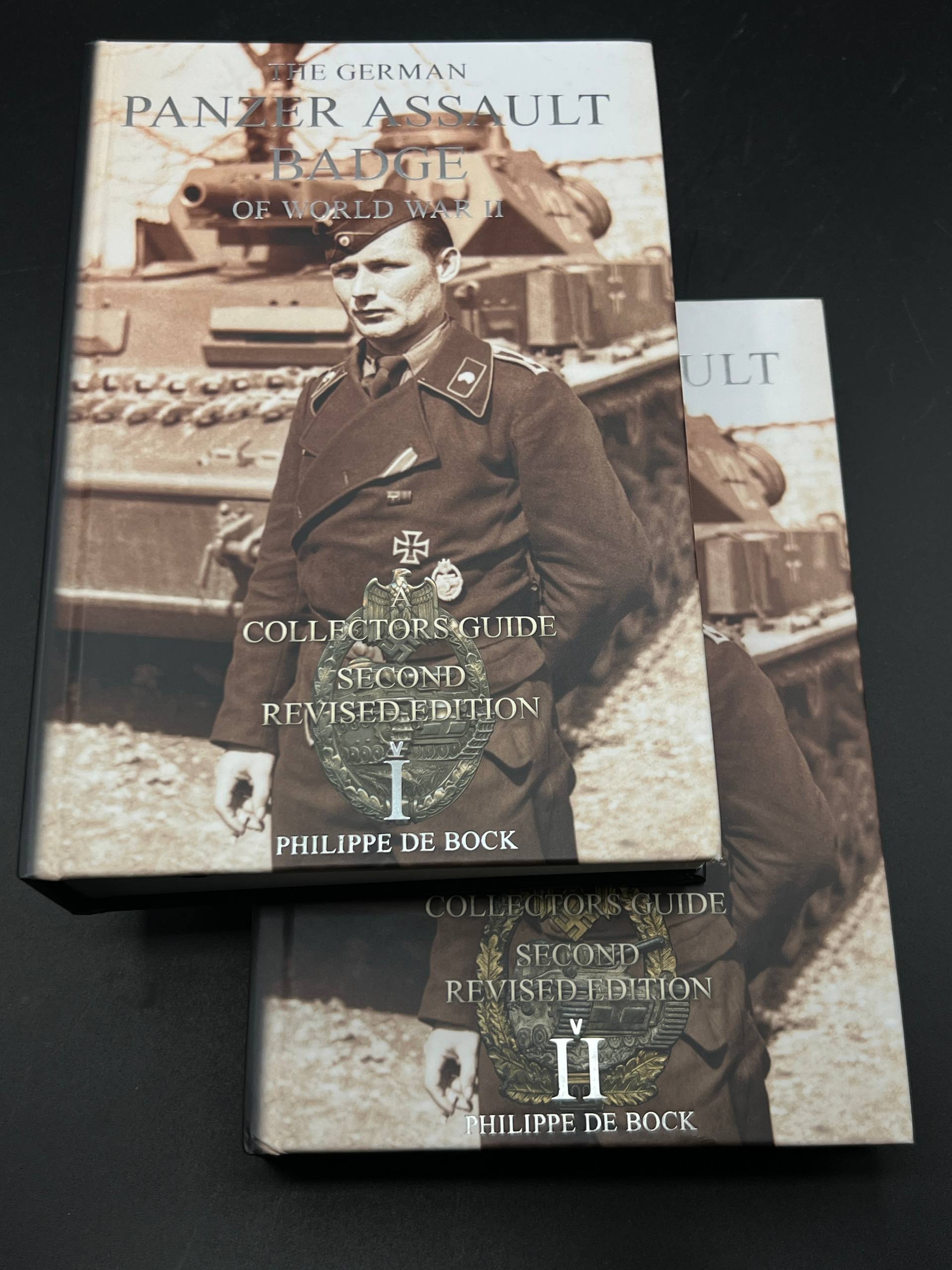 Нагрудные знаки «За Танковую Атаку». Ф.Бок. Двухтомник. Издание 2-е, исправленное и дополненное.