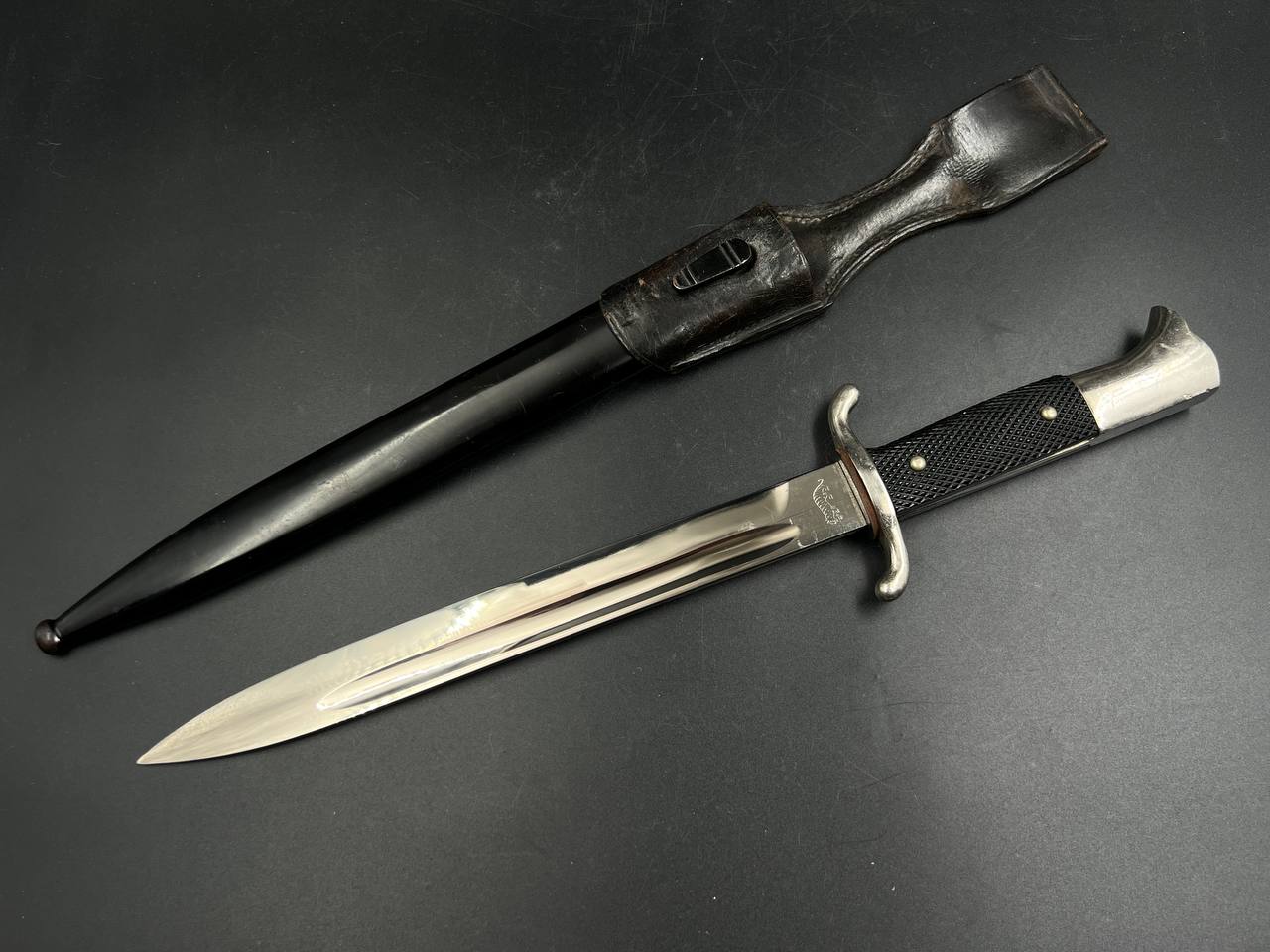 Кинжал пожарных команд обр. 1933 г. Tiger Solingen. От Алексея С.