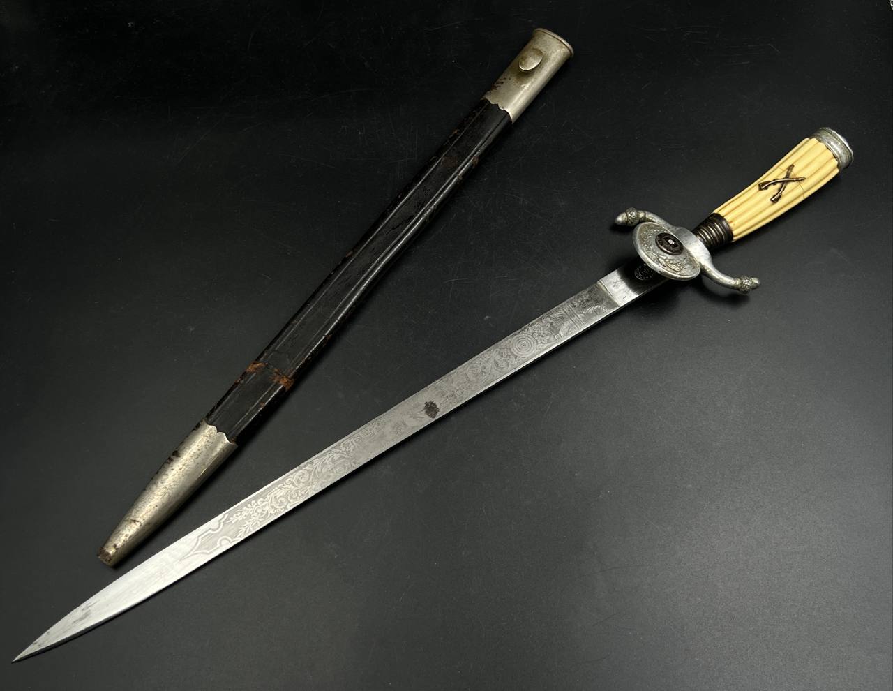 Кортик членов Стрелкового союза обр. 1939 г. E.&F. Hörster. От Алексея С.