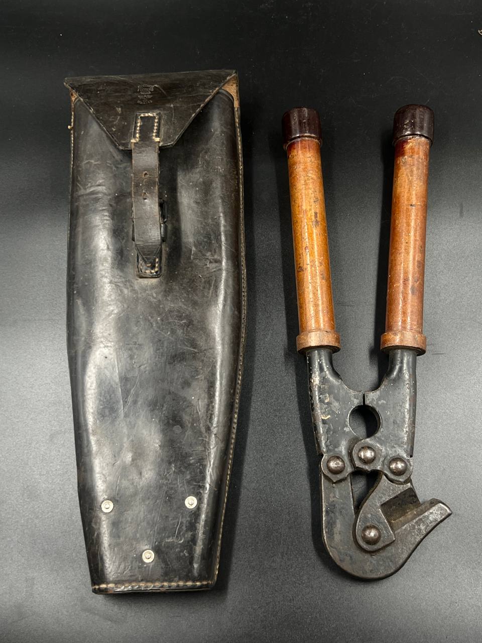 Ножницы для резки колючей проволоки в чехле. От Алексея С.