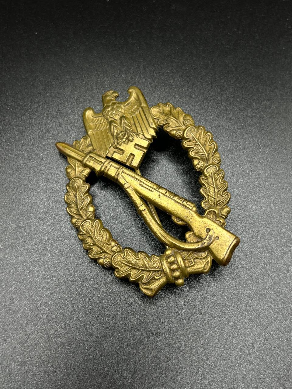 Нагрудный штурмовой пехотный знак в бронзе [Otto Schickle]. От Алексея С.