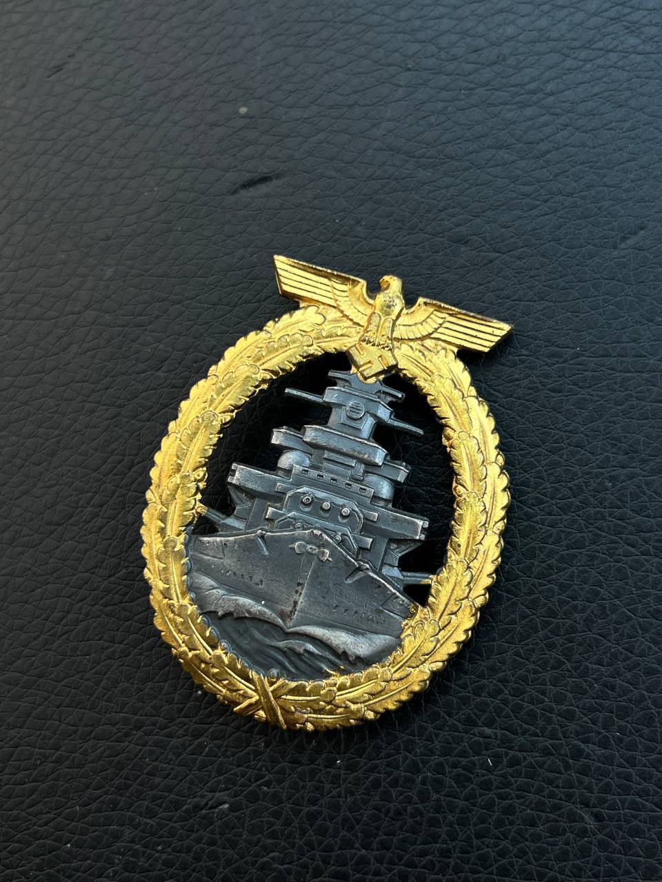  Нагрудный военный знак флота [Schwerin] От Алексея С.