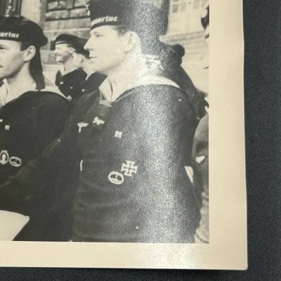 Фотография подводников Кригсмарин с наградами и квалификационными знаками. От Алексея С.