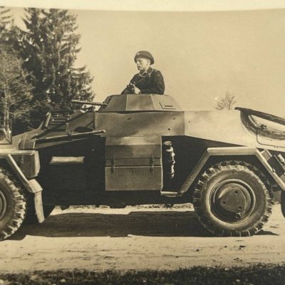 Фотография немецкого бронеавтомобиля Sd.Kfz. 221 (Leichter Panzerspähwagen). От Алексея С.