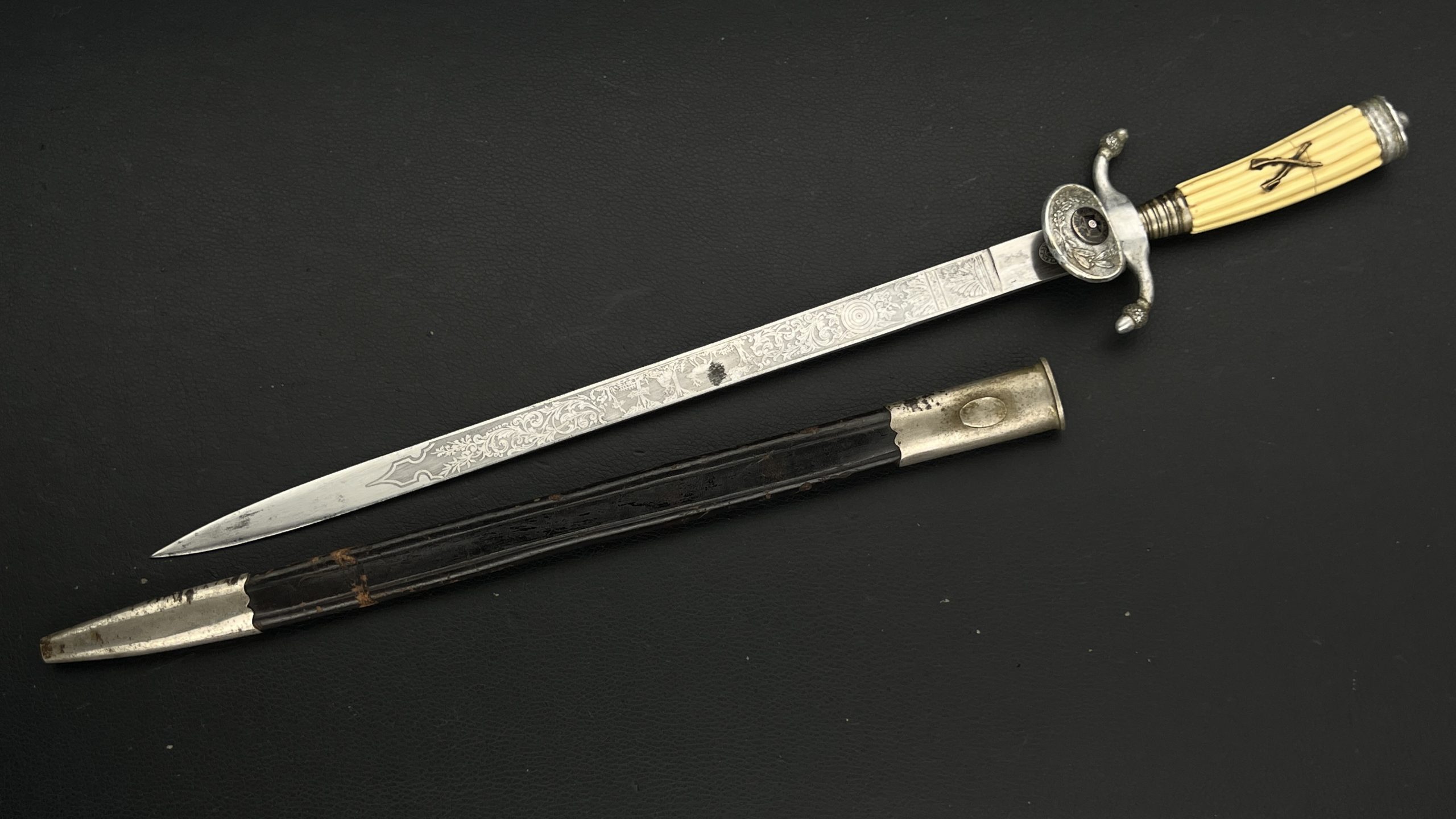  Кортик членов Стрелкового союза обр. 1939 г. [E. & F. Horster]. От Алексея С.