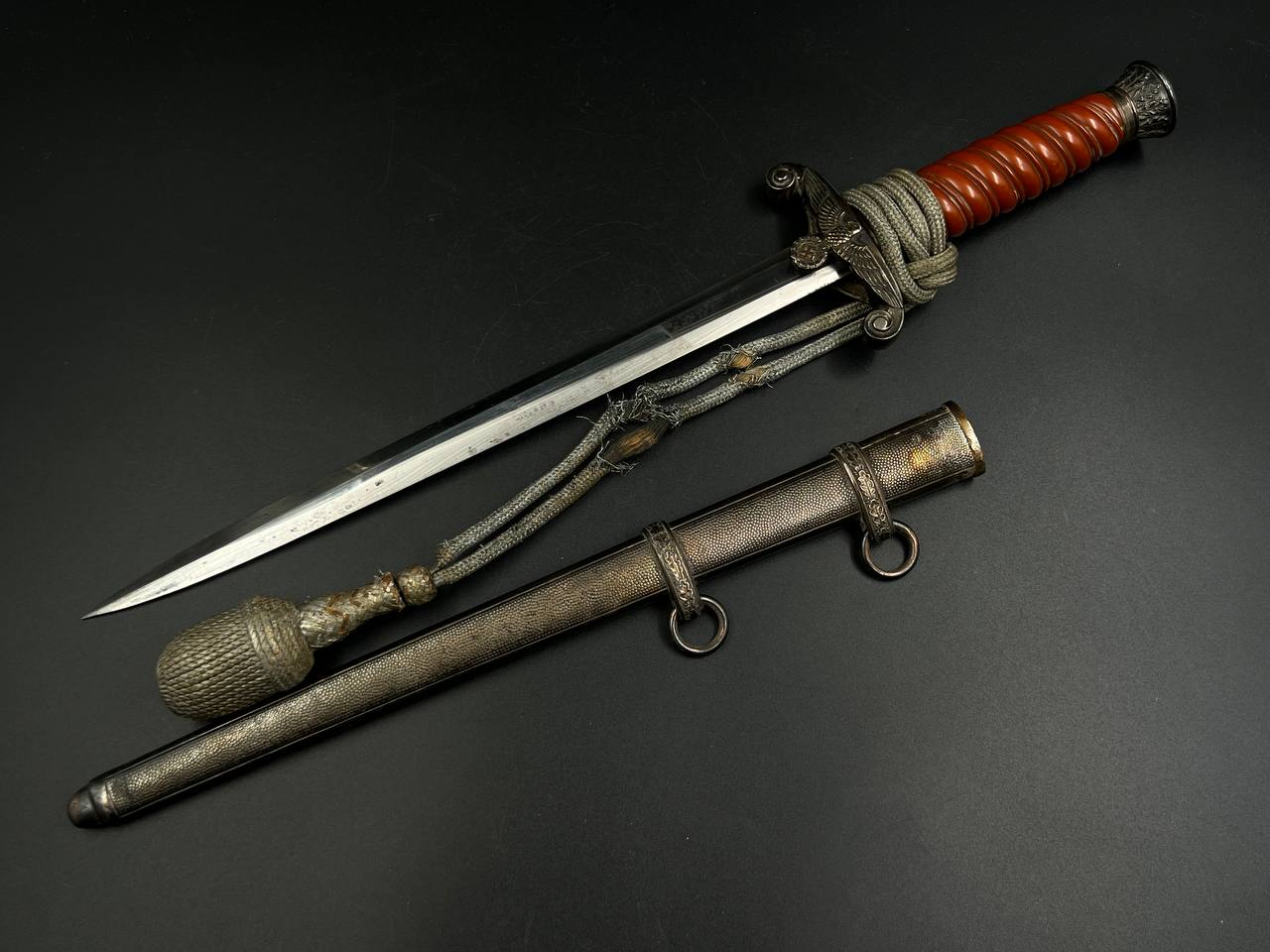 Армейский кортик обр. 1935 г. Carl Eickhorn. От Алексея С.