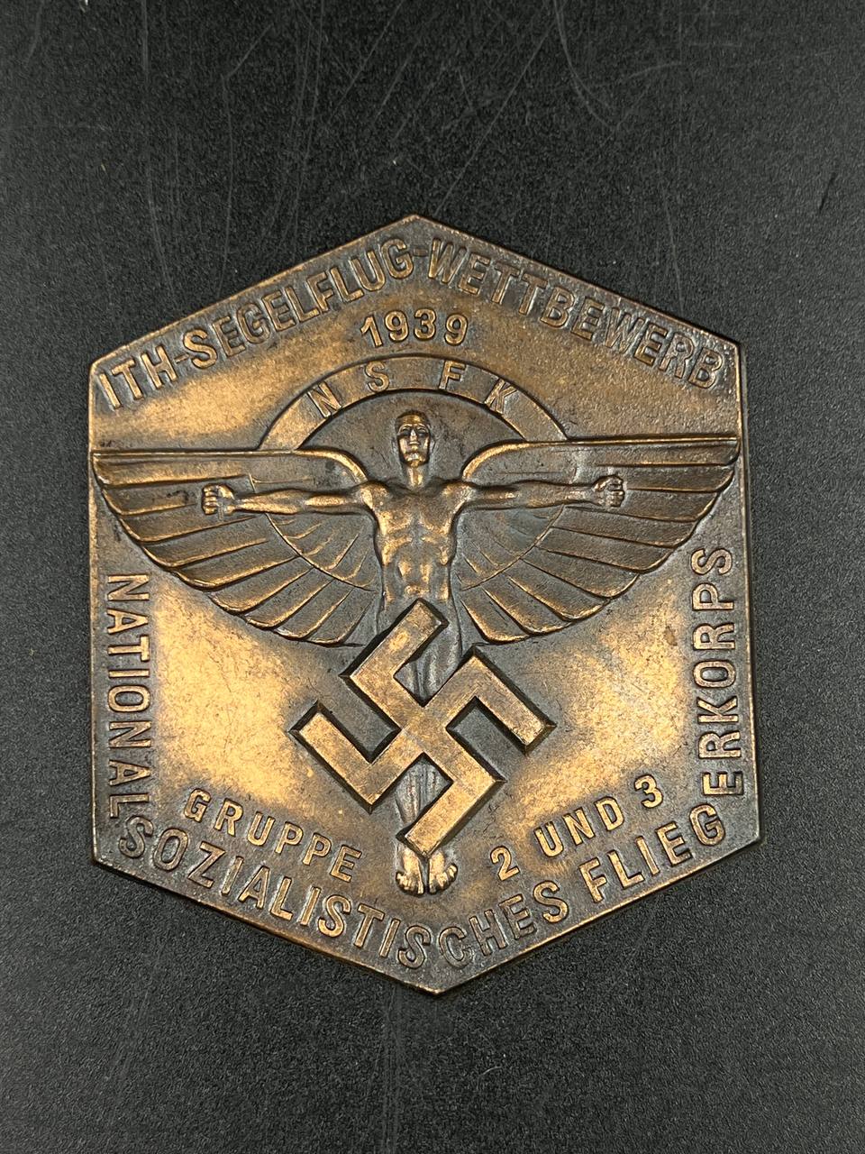 Знак 1-х соревнований по планерному спорту, организованных NSFK (Национал-социалистический лётный корпус). От Алексея С.