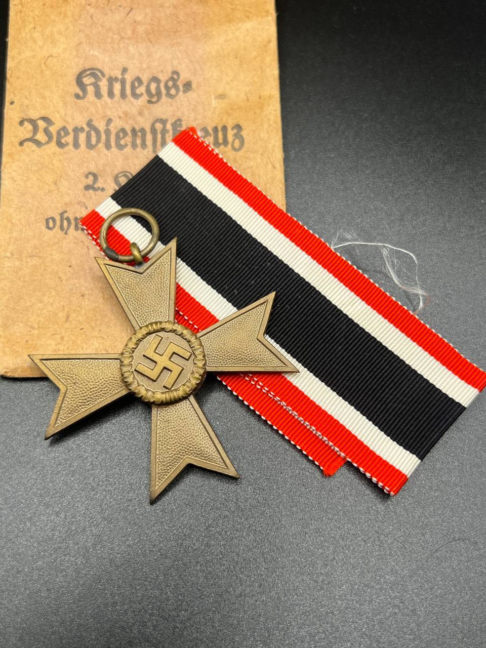 Крест военных заслуг II класса без мечей. [Deschler & Sohn], 1, L/10. Оригинальная упаковка.