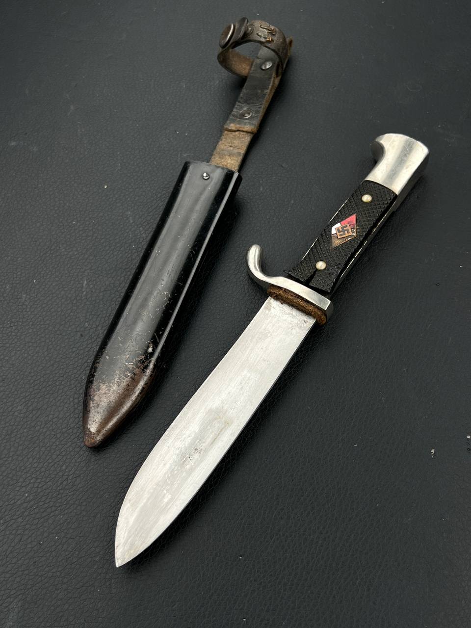 Нож молодежной организации ГитлерЮгенд. [А. W. Jr.] От Алексея С.