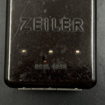 Фонарь Вермахта ZEILER M 4848, бакелит, Германия, 1930–40-е гг., красный/зелёный светофильтры. От Алексея С.