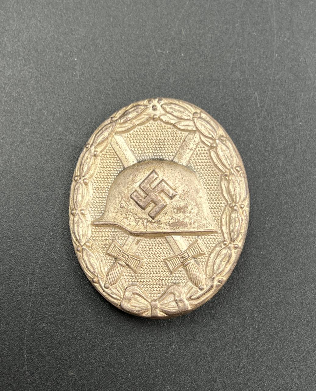 Знак «За ранение в серебре 1939 г.». Клеймо 92.