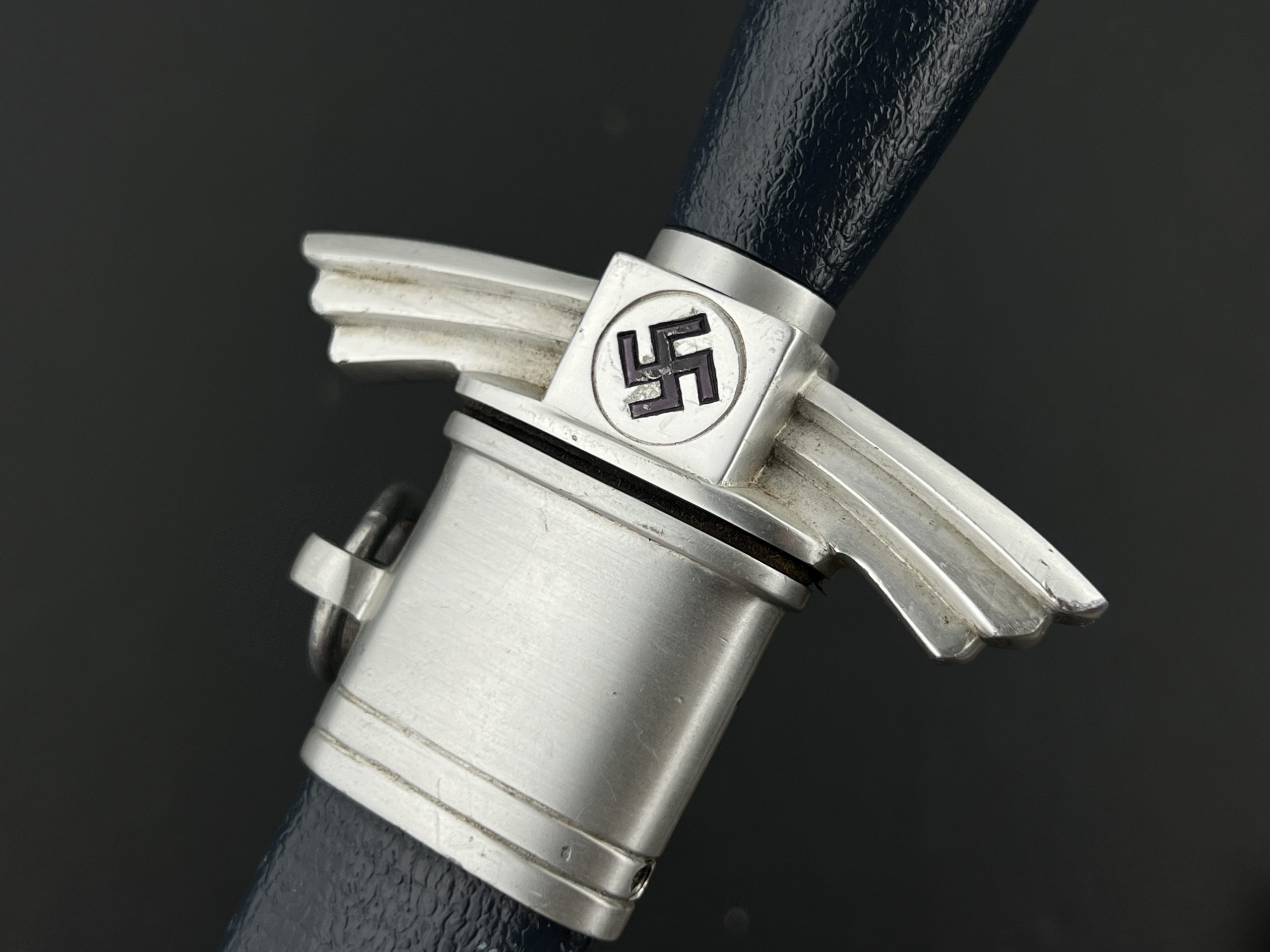  Кинжал DLV/NSFK обр. 1937 года (в алюминии). [Helbig F.&A. GAEFLER, Steinbach].  Кинжал DLV/NSFK обр. 1937 года (в алюминии). [Helbig F.&A. GAEFLER, Steinbach]. От Алексея С.