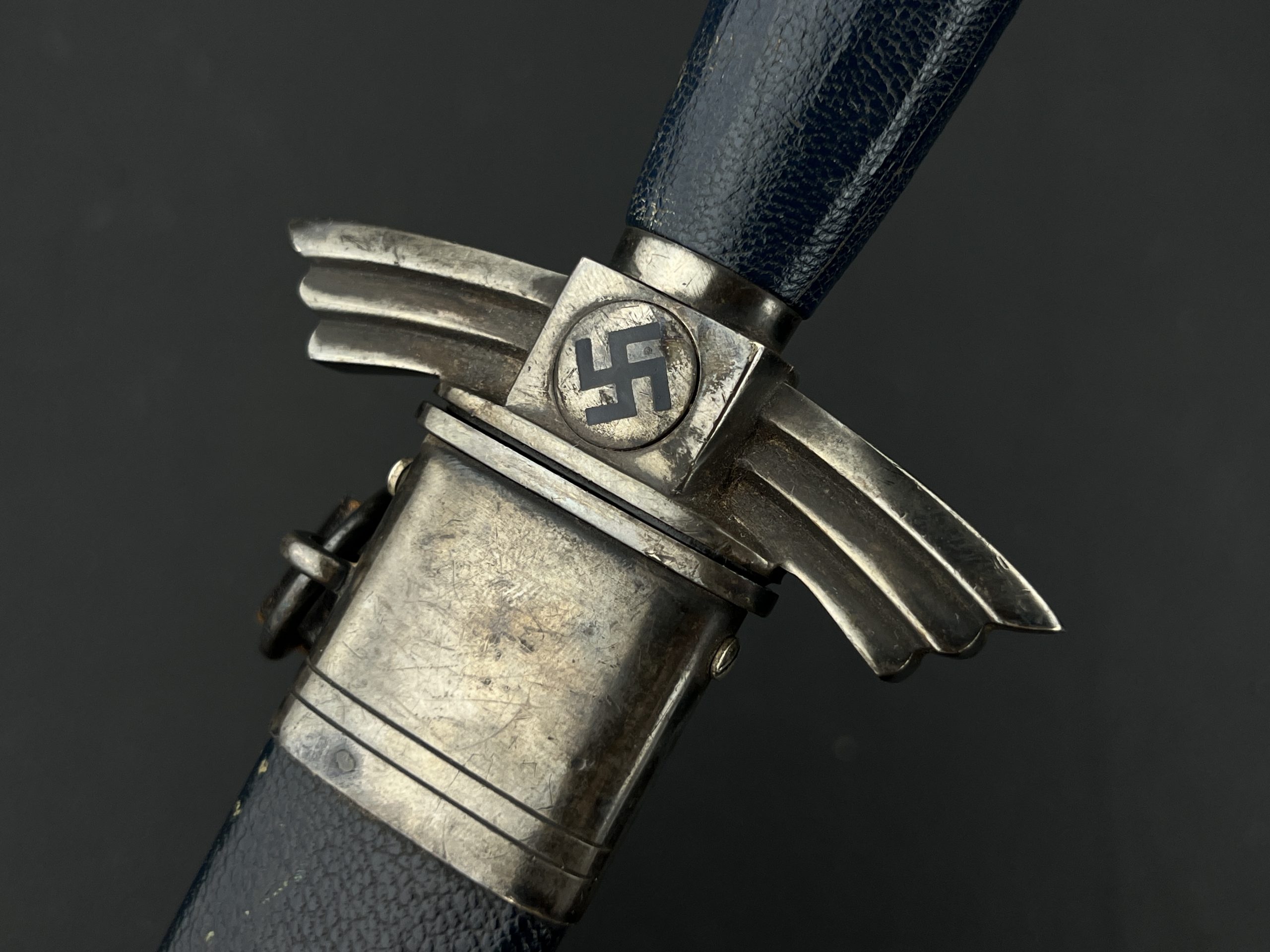  Кинжал DLV/NSFK обр. 1937 года (в мельхиоре). [Carl Eickhorn].  Кинжал DLV/NSFK обр. 1937 года (в мельхиоре). [Carl Eickhorn]. От Алексея С.