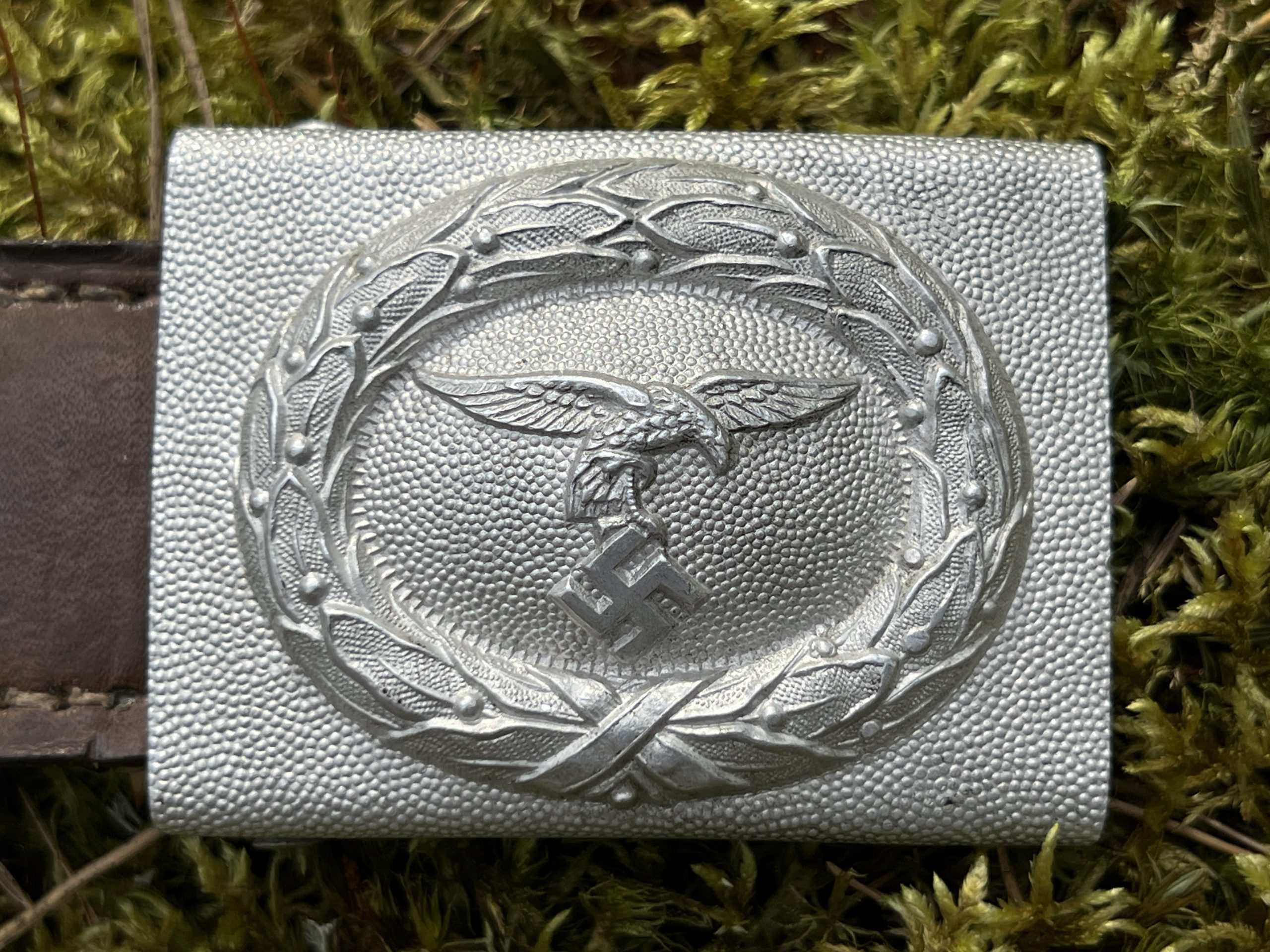 Поясная пряжка нижних чинов. Luftwaffe (ВВС). Поясная пряжка нижних чинов. Luftwaffe (ВВС). От Алексея С.