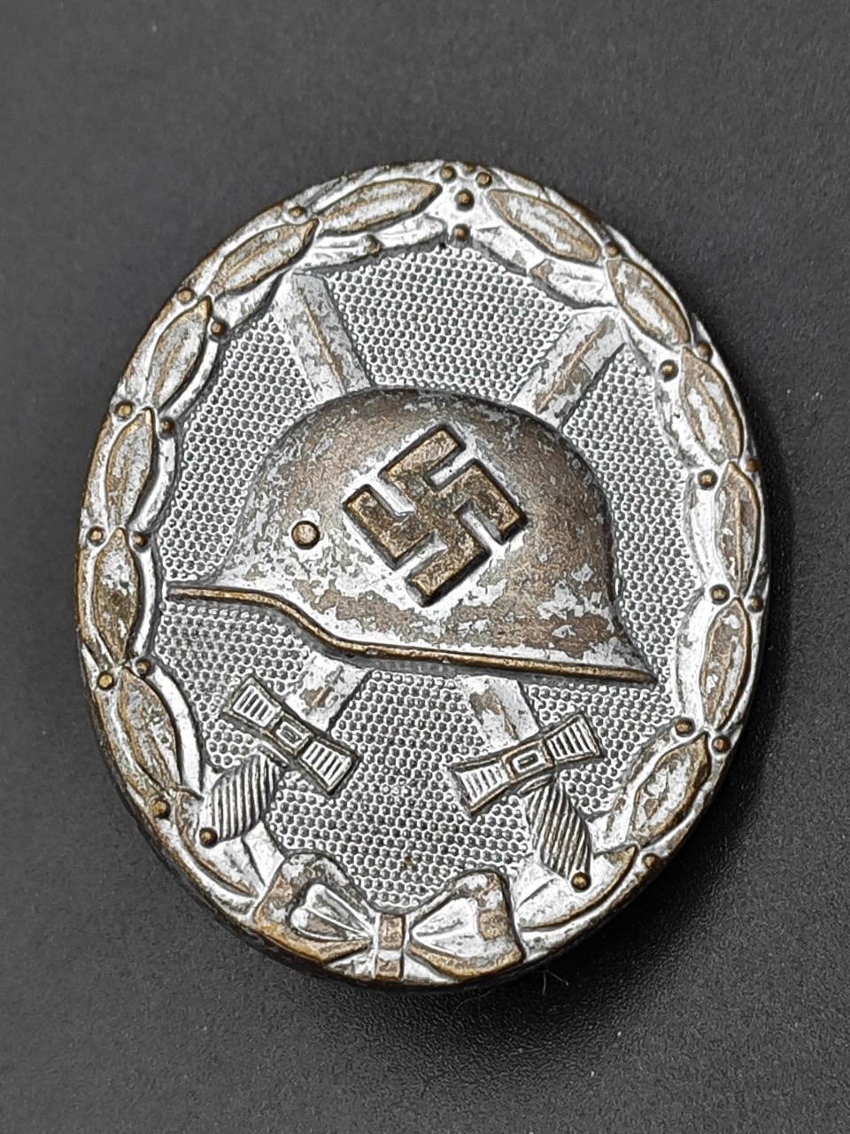  Нагрудный знак 