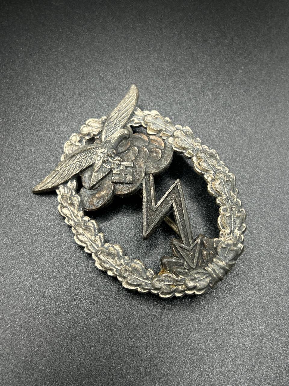 Нагрудный знак